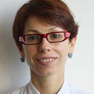 Dr Laure Favier
